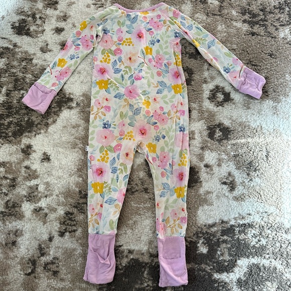 Little Sleepies Bella Blooms - Picture 2 of 6